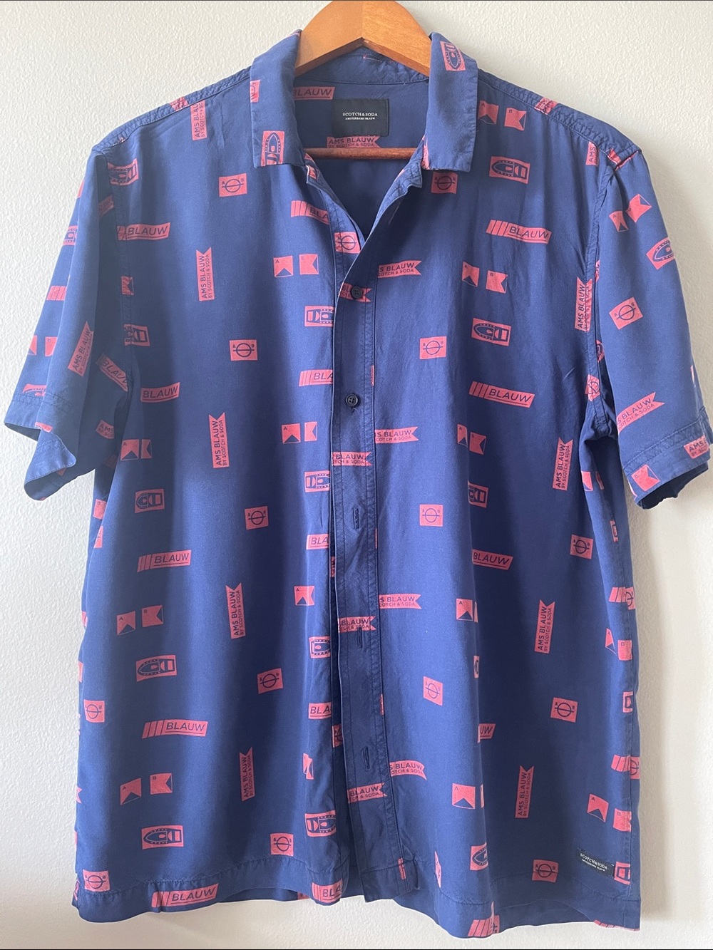 Scotch & Soda Navy Short-Sleeve Button-Down with Pink Graphic Print